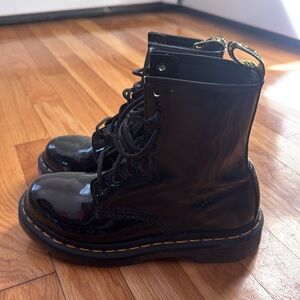 Dr. Martens 1460 Patent Leather Lace up Boots Women’s size 6